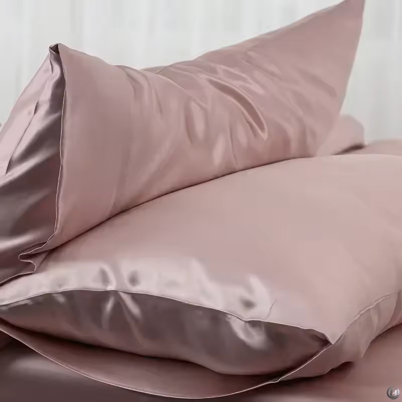 Silk Pillowcase - غطاء وسادة من حرير التوت الطبيعي