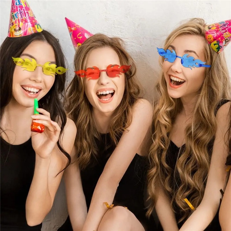 نظارات شمسية نسائية بتصميم لهب - مراجعة Designer Sunglasses وسعره