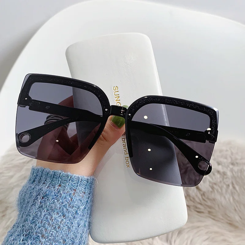 نظارات شمسية كبيرة الحجم للرجا - مراجعة Designer Sunglasses وسعره