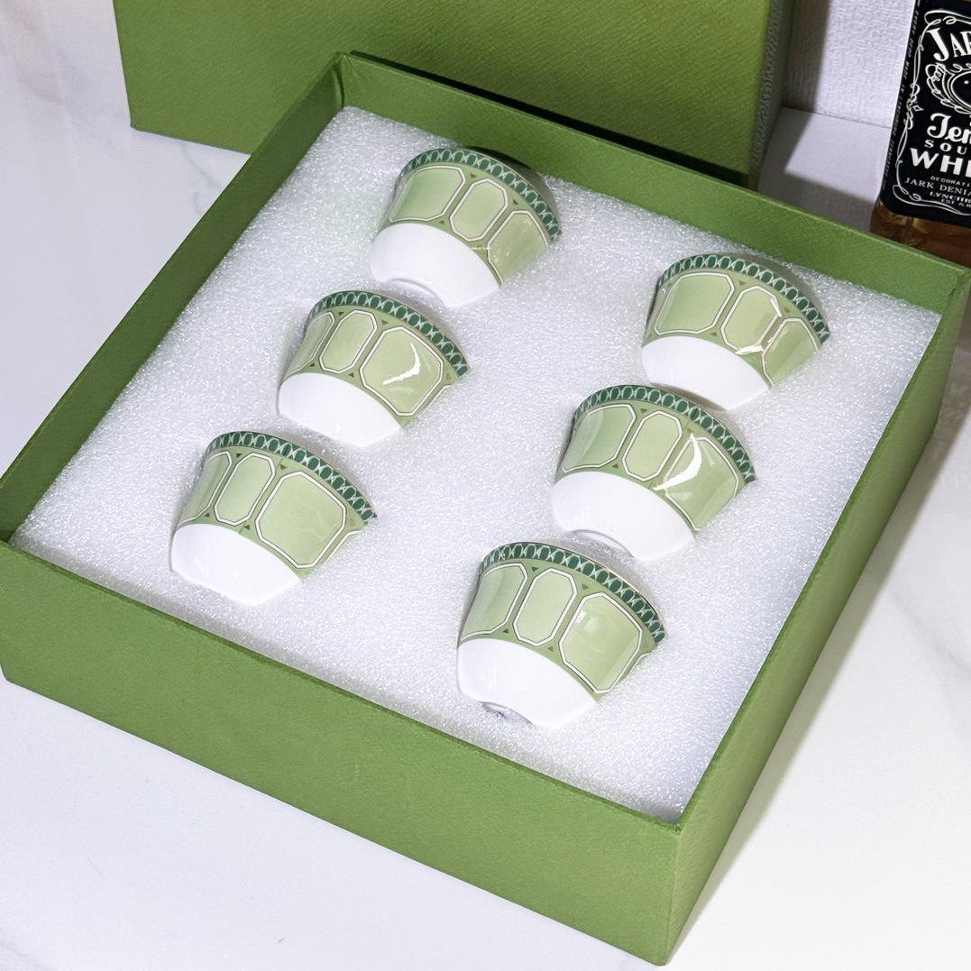 طقم فناجين قهوة إسبريسو وصحون  - مراجعة Luxury Gift Set وسعره