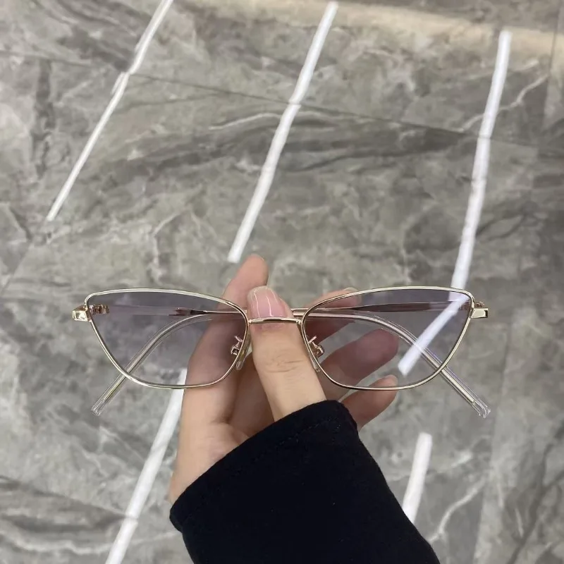 نظارات شمسية عصرية بإطار صغير  - مراجعة Sunglasses Uv400 وسعره